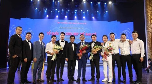 1 15958226409901420628495